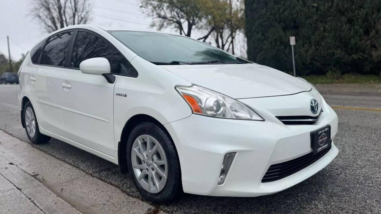 TOYOTA PRIUS V 2013 JTDZN3EU8D3213627 image